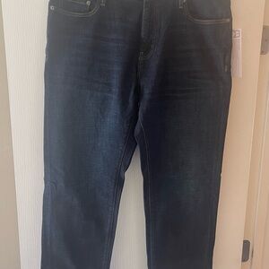 Men’s Amazon Essentials Men's Deep Indigo Athletic Cut Jeans
